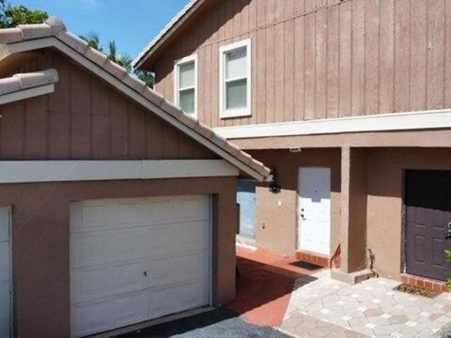 Condo for sale in Coral Springs