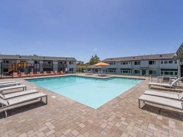 Apartment for rent in California