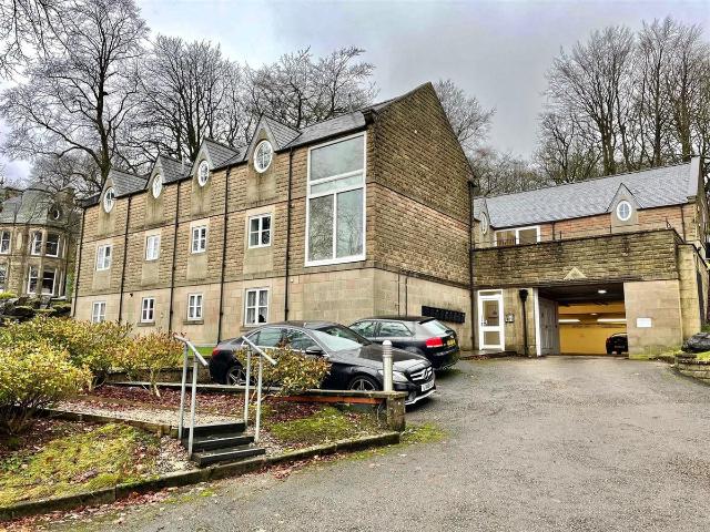Apartment for rent in Charlesworth, East Midlands