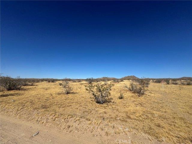 Land for sale in Oro Grande, California