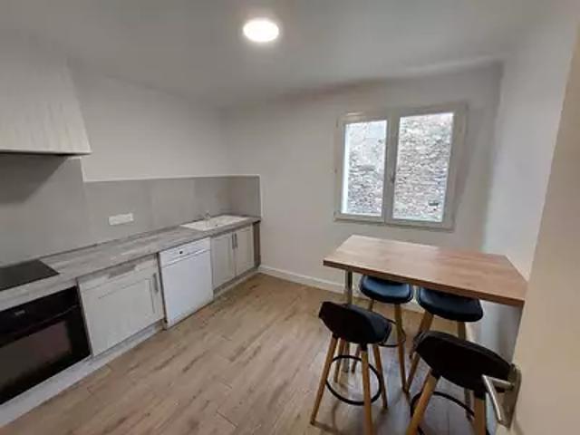 Maison vente à Espace Emile Vendrell, Corbère