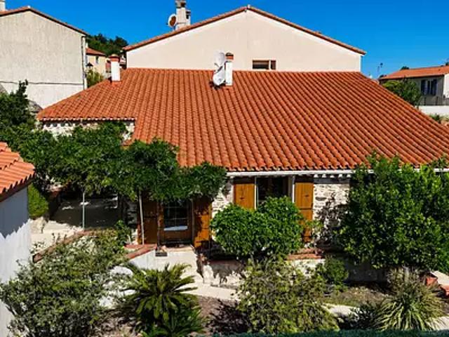 Maison vente à Espace Emile Vendrell, Corbère
