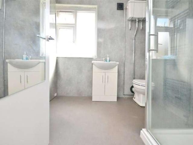 Apartment for rent in Upminster, Greater London