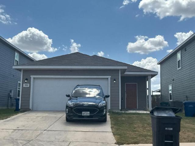 House for sale in Leesville, Texas