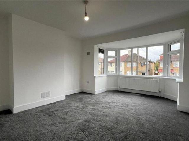 Apartment for rent in Lane, Greater London