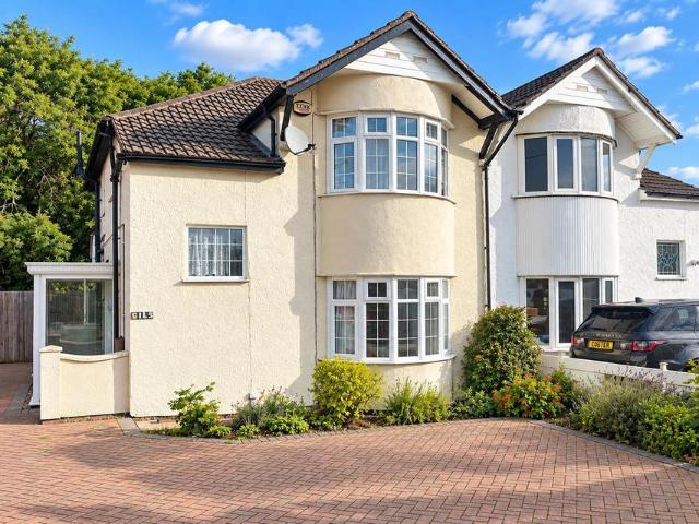 House for rent in Priors Hall Park, Weldon