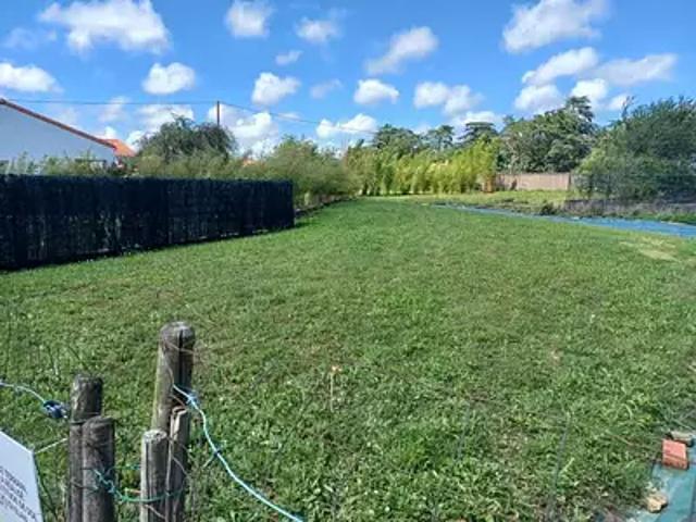 Terrain vente à Nantes, Corcoué-sur-logne