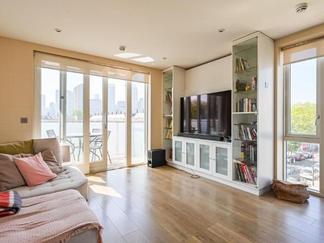House for rent in Poplar Grove, Greater London