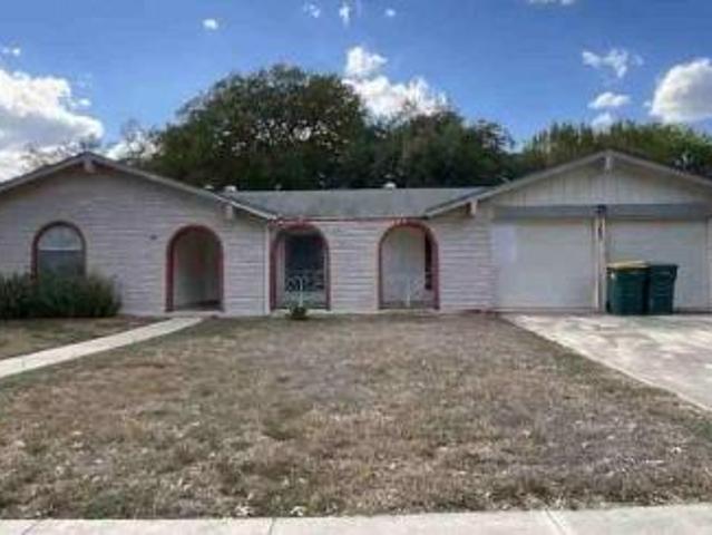 House for sale in Universal City, Texas