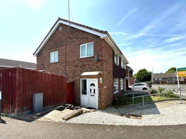 House for sale in Northampton, Northamptonshire