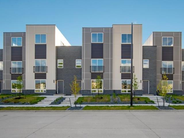 Townhouse for sale in Washington
