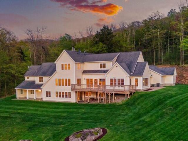 House for sale in New Hampshire