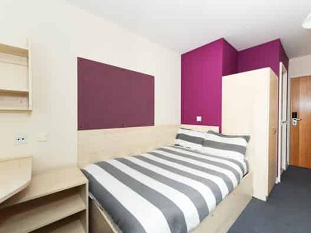 Apartment for rent in Poole