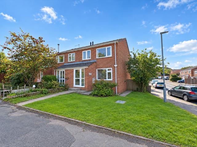 House for rent in Corfe Mullen