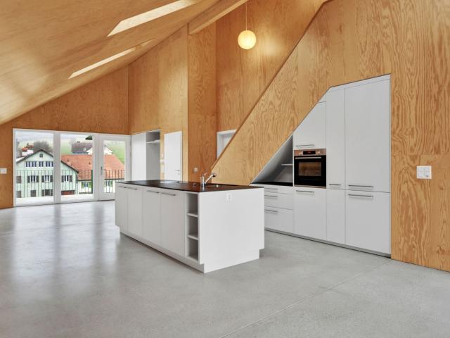 Attikawohnung mieten in Corgémont, Bern