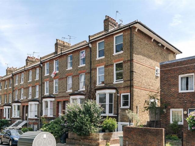 Apartment for rent in Archway, Greater London