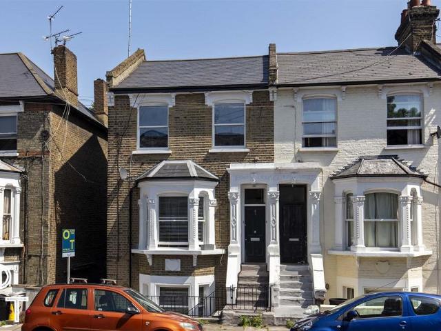 House for rent in Archway, Greater London