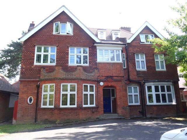 Apartment for rent in Surbiton, Greater London