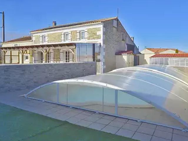 Maison vente à Saintes, Corme-ecluse