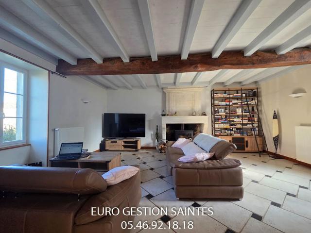 Maison vente à Saintes, Corme-royal