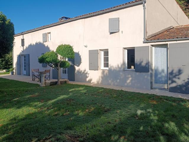 Maison vente à Saintes, Corme-royal