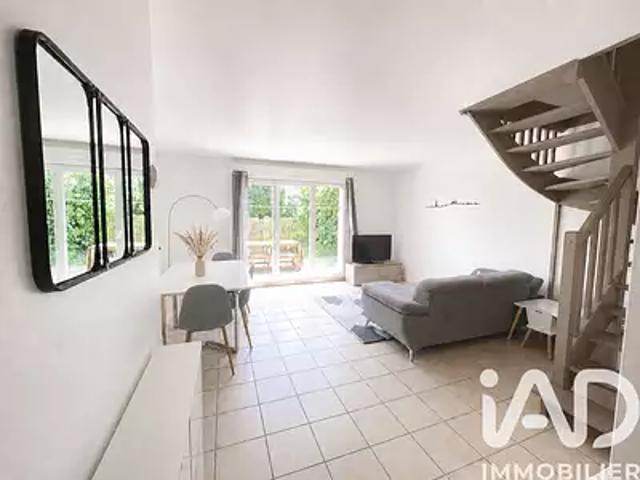 Maison vente à Les Etralles, Cormeilles-en-Parisis