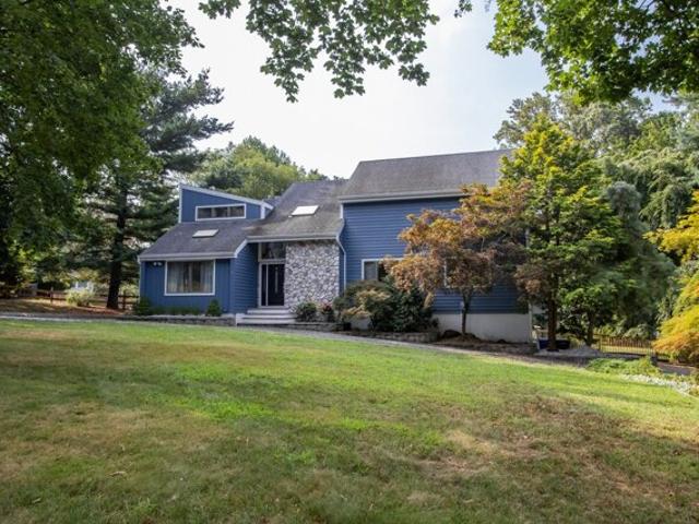 House for sale in Monmouth, New Jersey