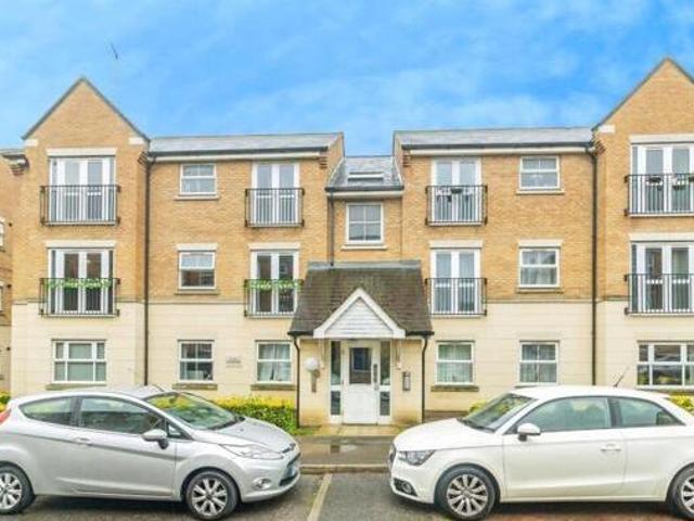 House for sale in Leighton-Linslade, Leighton Buzzard