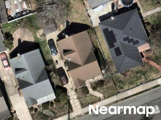 House for sale in Queens, Arverne