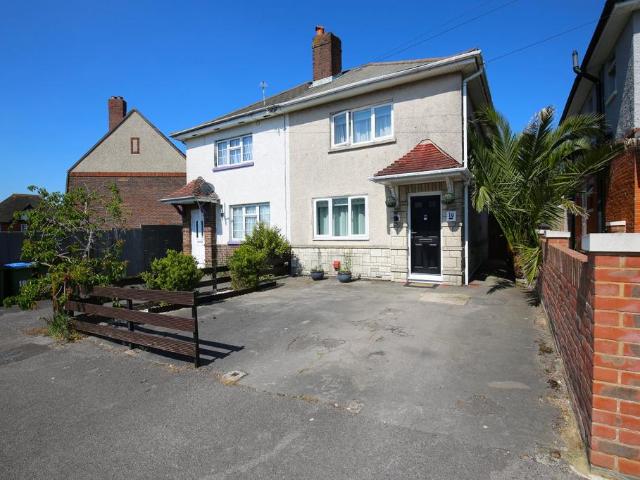 House for rent in Merry Oak, City Of Southampton