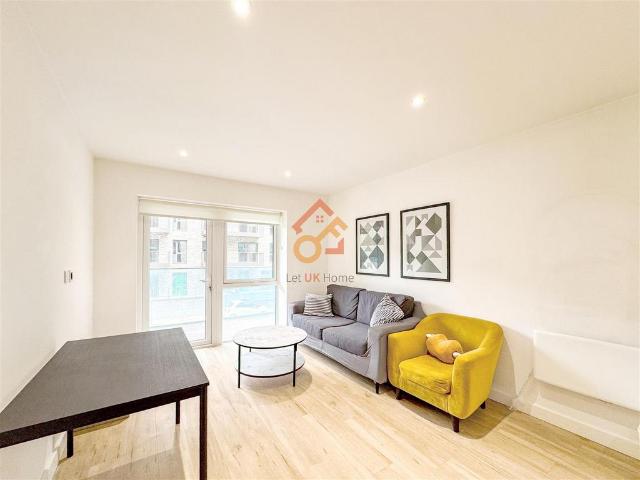 Apartment for rent in Colindale, Greater London