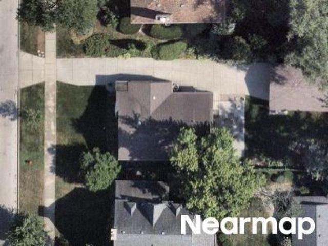 House for sale in Des Plaines, Illinois