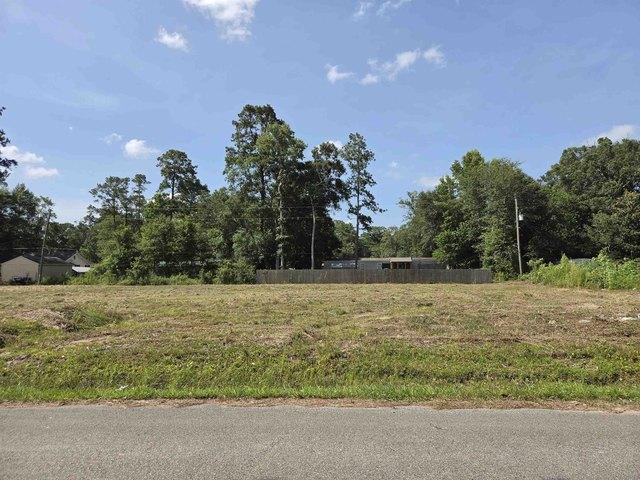 Land for sale in Lumberton, Texas