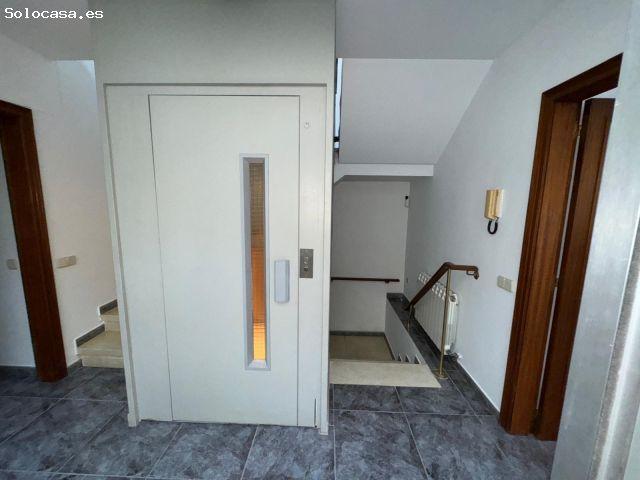 Casa en venta en Centre, Baix Llobregat
