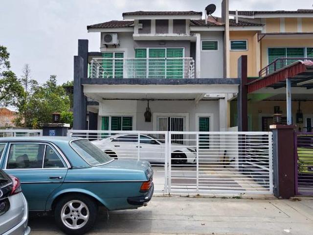 Terraced House for sale in Sendayan Village, Negeri Sembilan