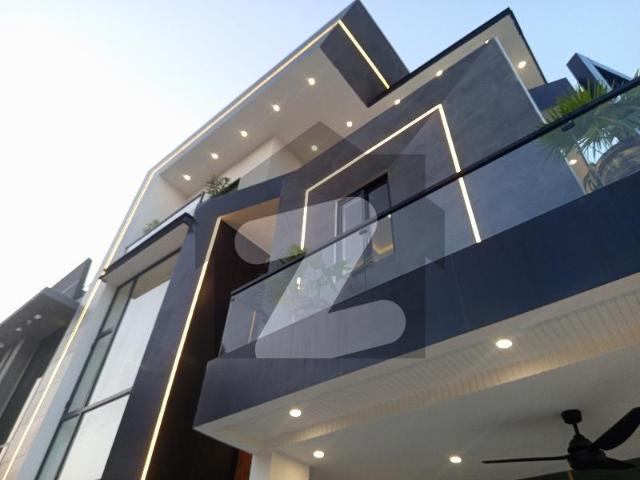 House for sale in تحصیل گوجرانوالہ شہر, گوجرانوالہ ڈویژن