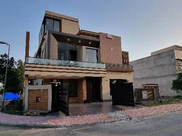 House for sale in بحریہ ٹاؤن‬‎, تروگل