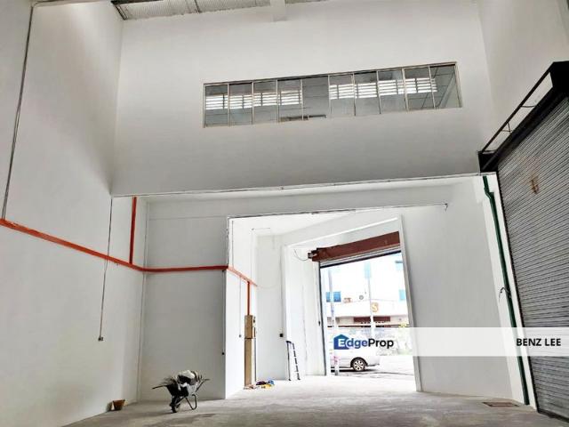 Warehouse for sale in Selayang, Selangor