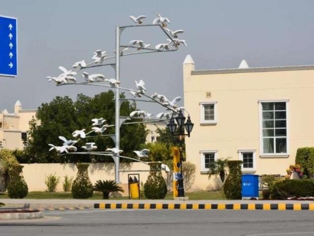 Land for sale in Bahria Orchard, مانّک