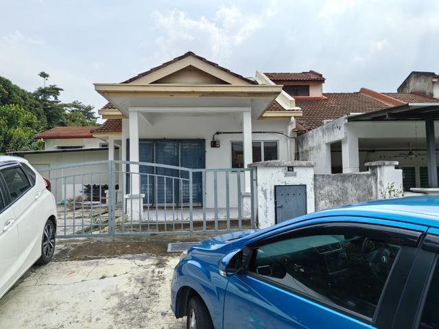 Terraced House for sale in Petaling, Subang Jaya