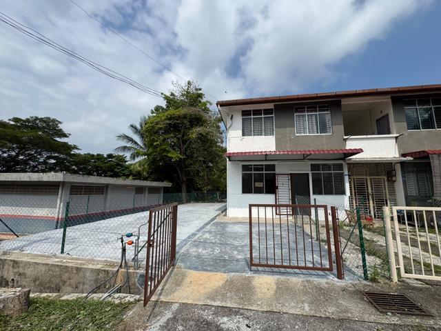 Townhouse for sale in Krubong, Malaka