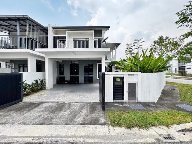 Residential House for sale in Nilai, Negeri Sembilan