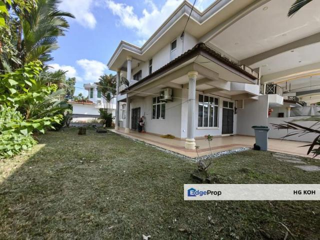 House for sale in Malaka