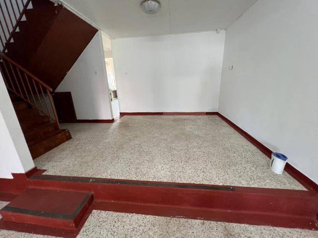 Terraced House for sale in Malaka