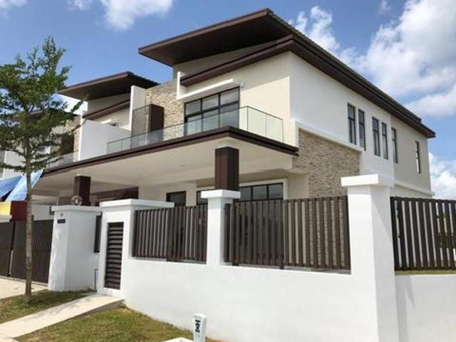 Terraced House for sale in Sendayan Village, Negeri Sembilan