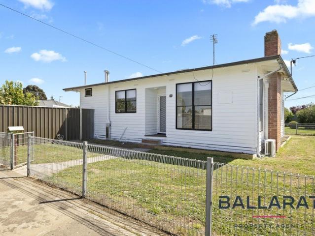 House for sale in Wendouree West, Ballarat