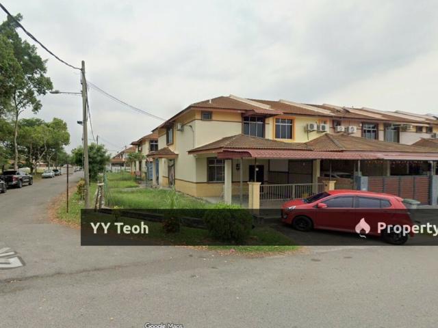 Terraced House for sale in Malaka