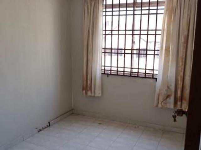 Apartment for sale in Malaka