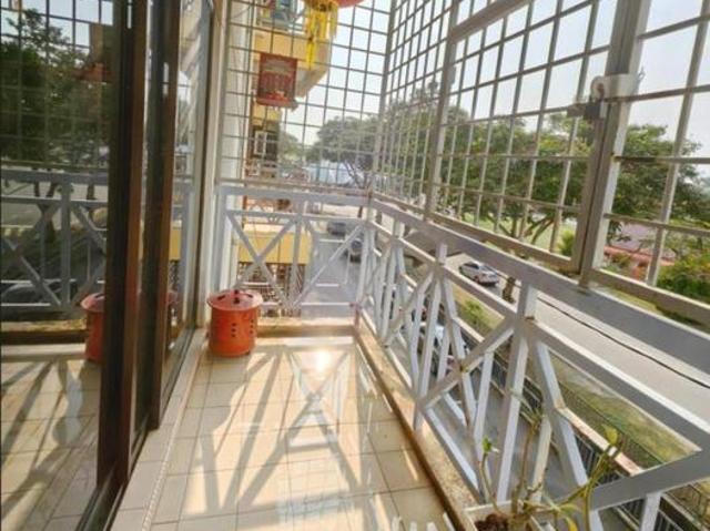 Property for sale in Malaka