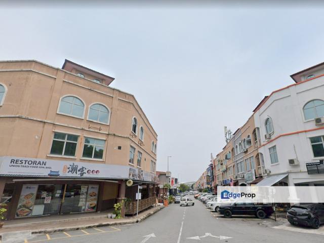 Shop for sale in Petaling, Subang Jaya